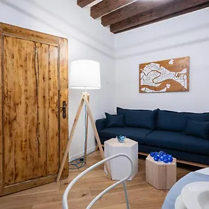 Privacy In - Your To Be Let Alone Appartement